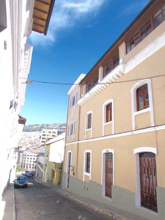 San Blas House & Suites Quito Exterior photo