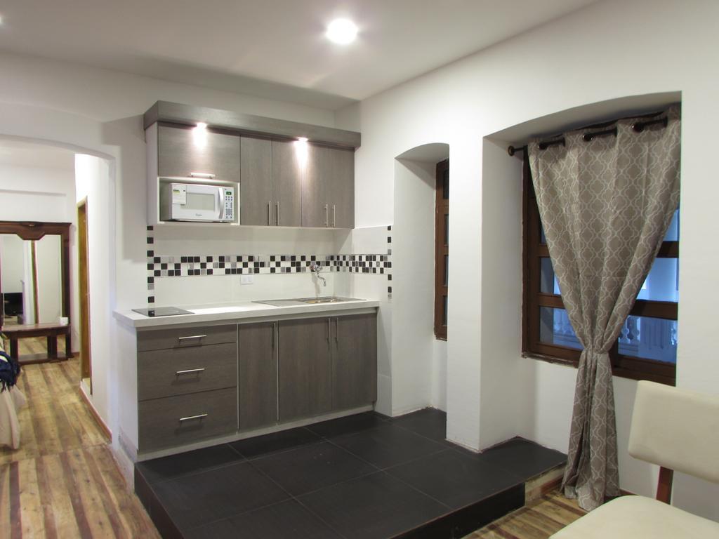 San Blas House & Suites Quito Exterior photo