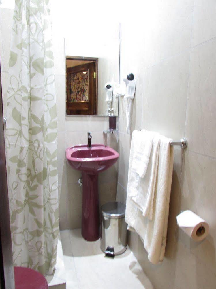 San Blas House & Suites Quito Exterior photo