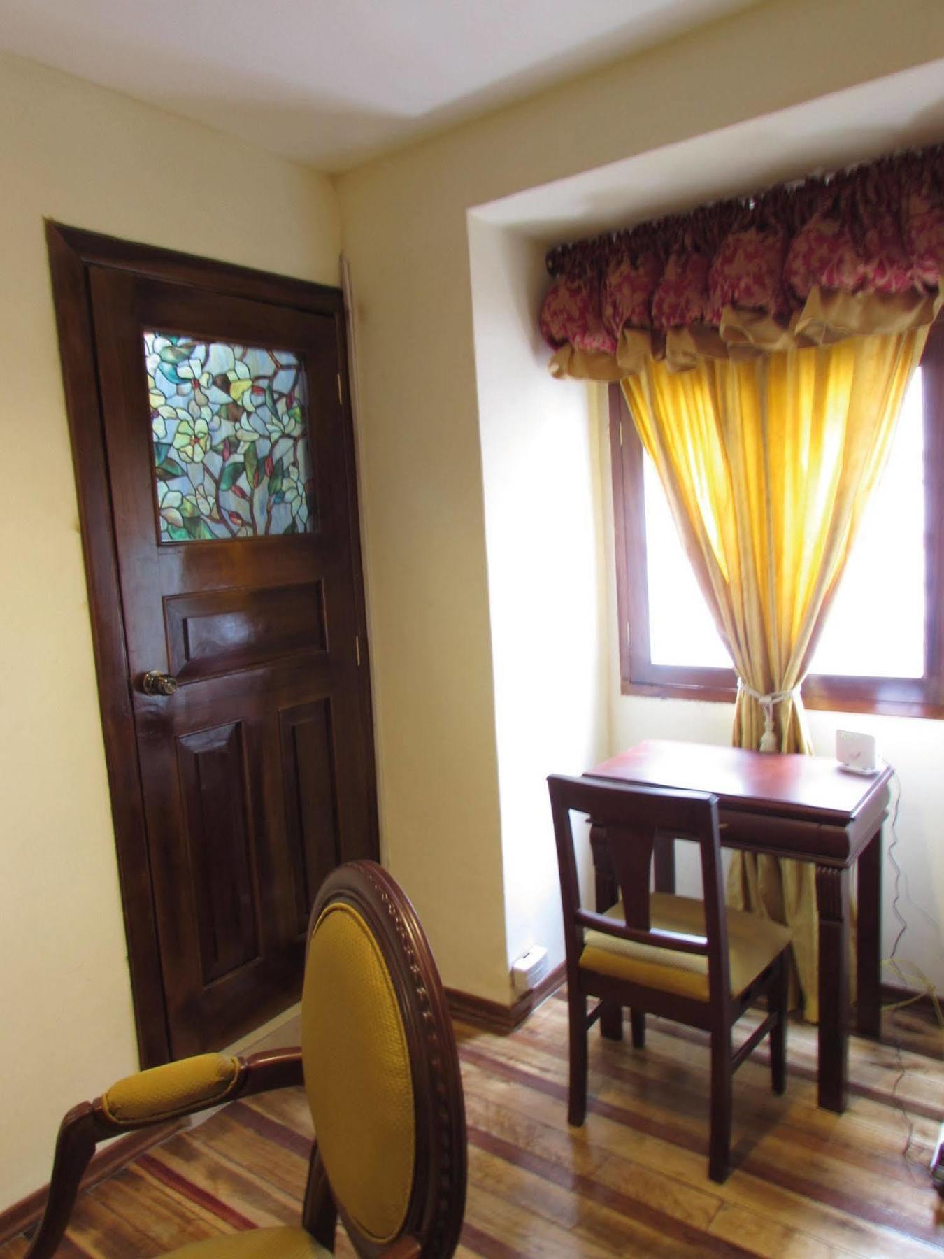 San Blas House & Suites Quito Exterior photo